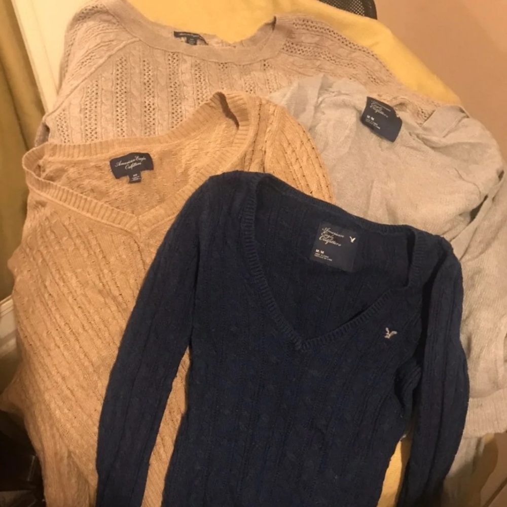 American Eagle sweater bundle